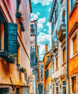Illustration de Venise : le must pour un séjour romantique en amoureux