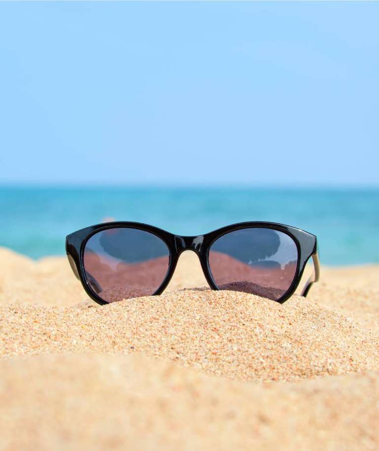 Lunettes de soleil en vacances