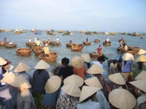 Sea-food-market-in-the-morning-Photo-Hortensia