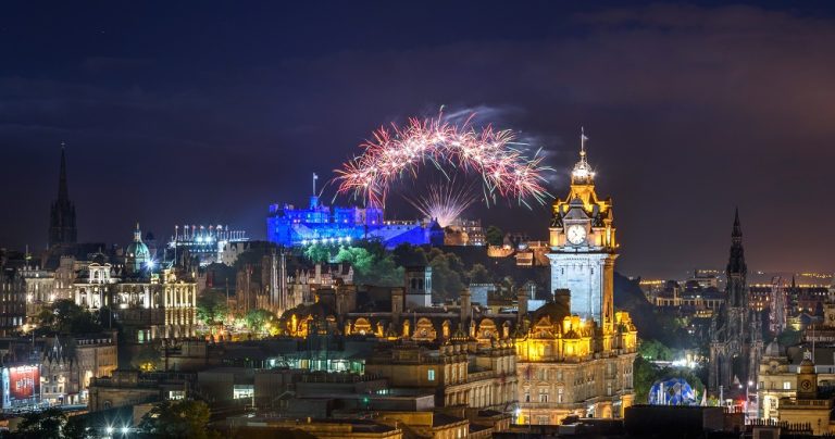 Cet été, surfez sur la vague des festivals !