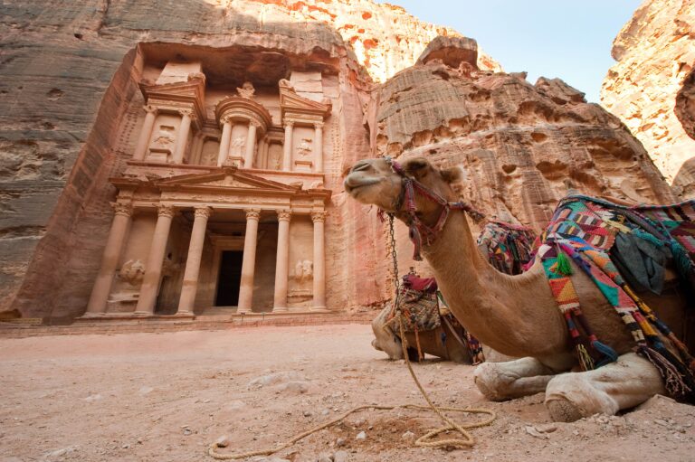 Quelles rencontres inoubliables peut-on faire en parcourant la Jordanie ?