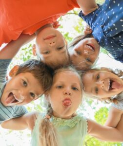 Enfants en voyage