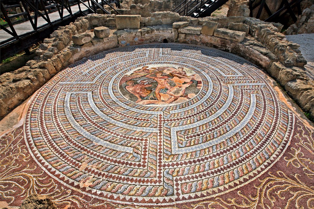 Mosa&iuml;ques antiques au parc arch&eacute;ologique de Paphos