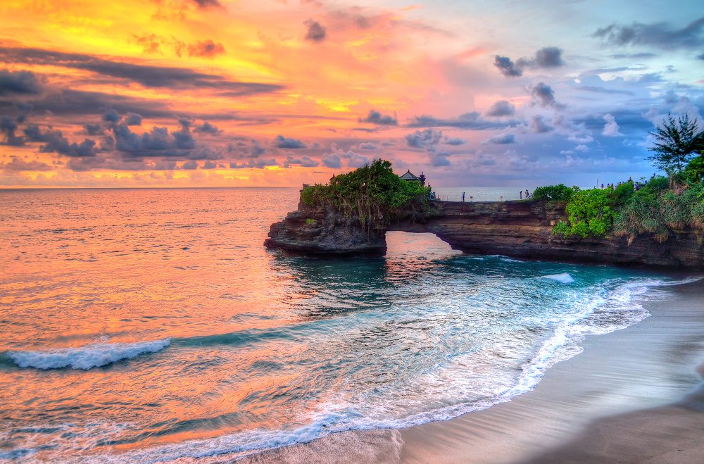 Temple Tanah Lot, coucher de soleil, Indonésie