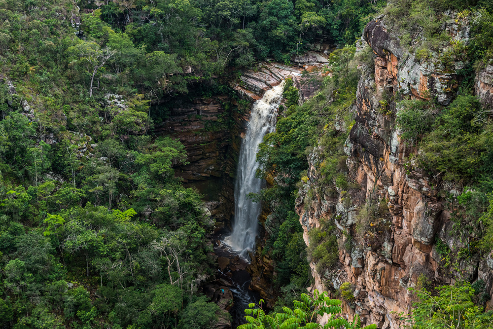 Vue sur la cascade, La Chapada Diamantina, Brésil