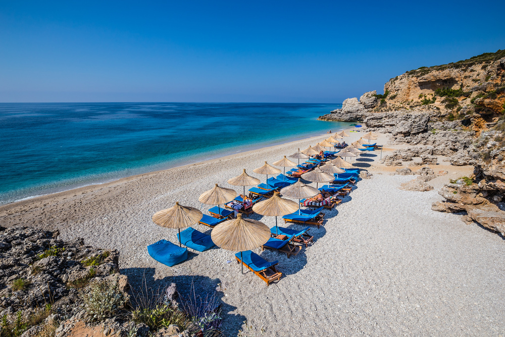 Plage de Dhermi en Albanie